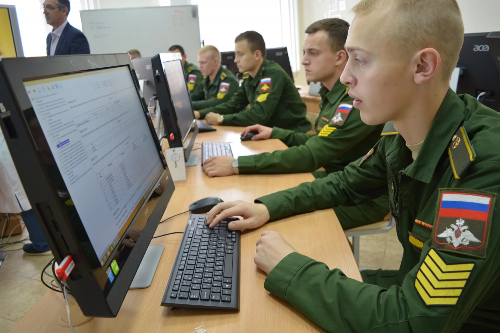 Участники СВО смогут получить дополнительное профобразование