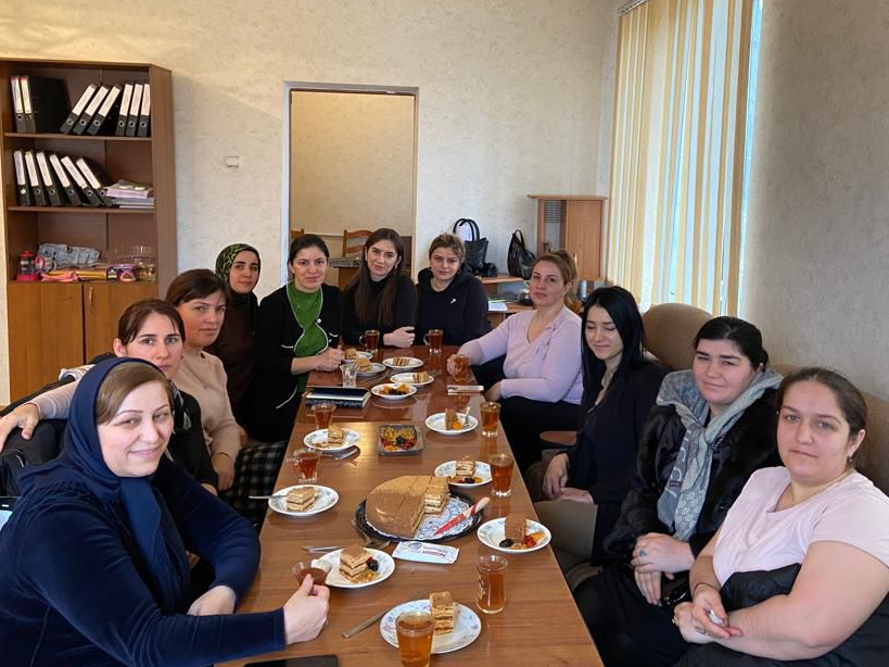 Первое собрание возобновившего свою работу отделения социального обслуживания детей и семей с детьми на дому .