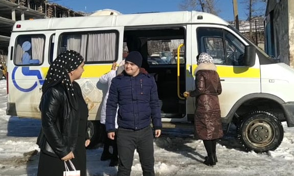 Доставка инвалидов в отделение дневного пребывания