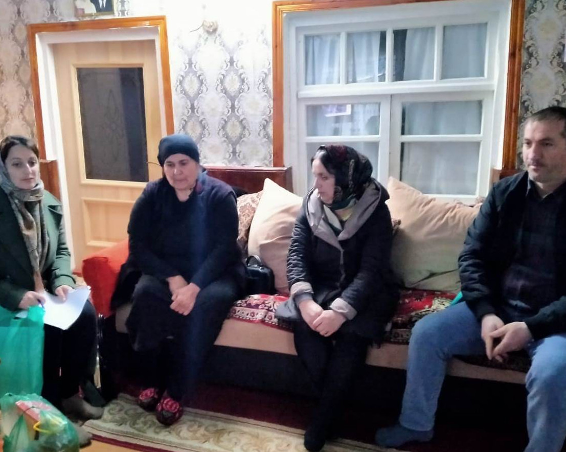 Мобильная бригада Дахадаевского КЦСОН посетила семью погибшего в ходе СВО военнослужащего