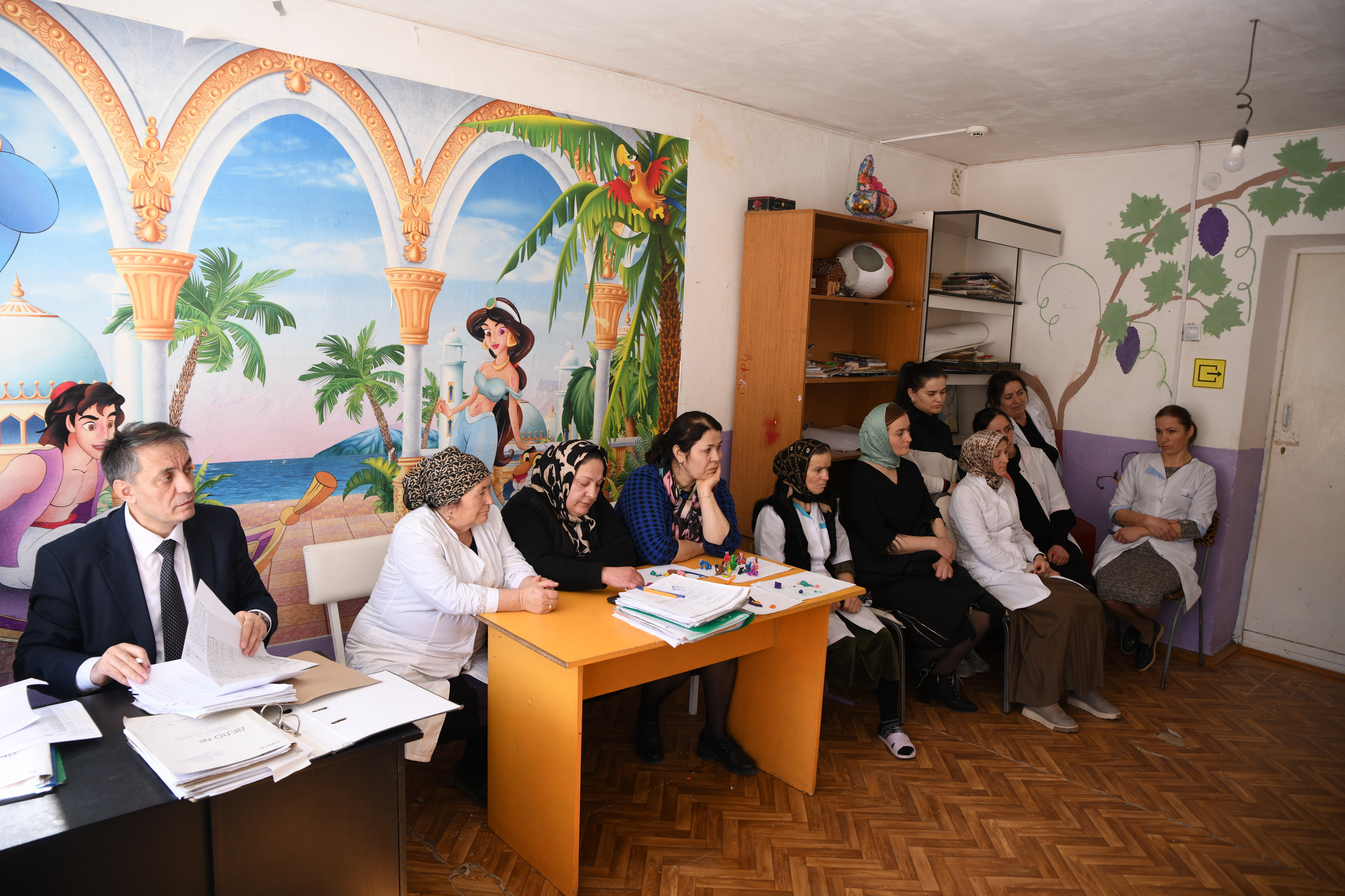 Абдурахман Махмудов проверил деятельность подведомственных учреждений Минтруда Дагестана в Дахадаевском районе.