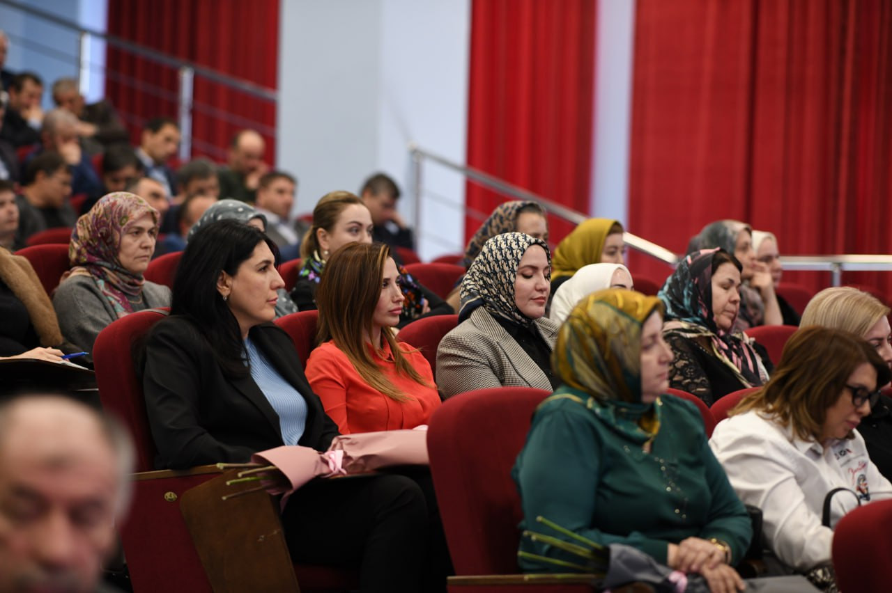 Учреждениями социального обслуживания населения в 2022 году предоставлены услуги более 134 тысячам граждан пожилого возраста, инвалидам, семьям с детьми-инвалидами.