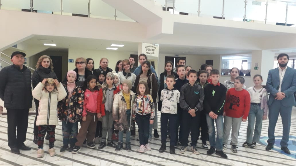 Воспитанники ГКУ РД СРЦН (г. Махачкала)  посетили исторический парк «Россия - моя история»