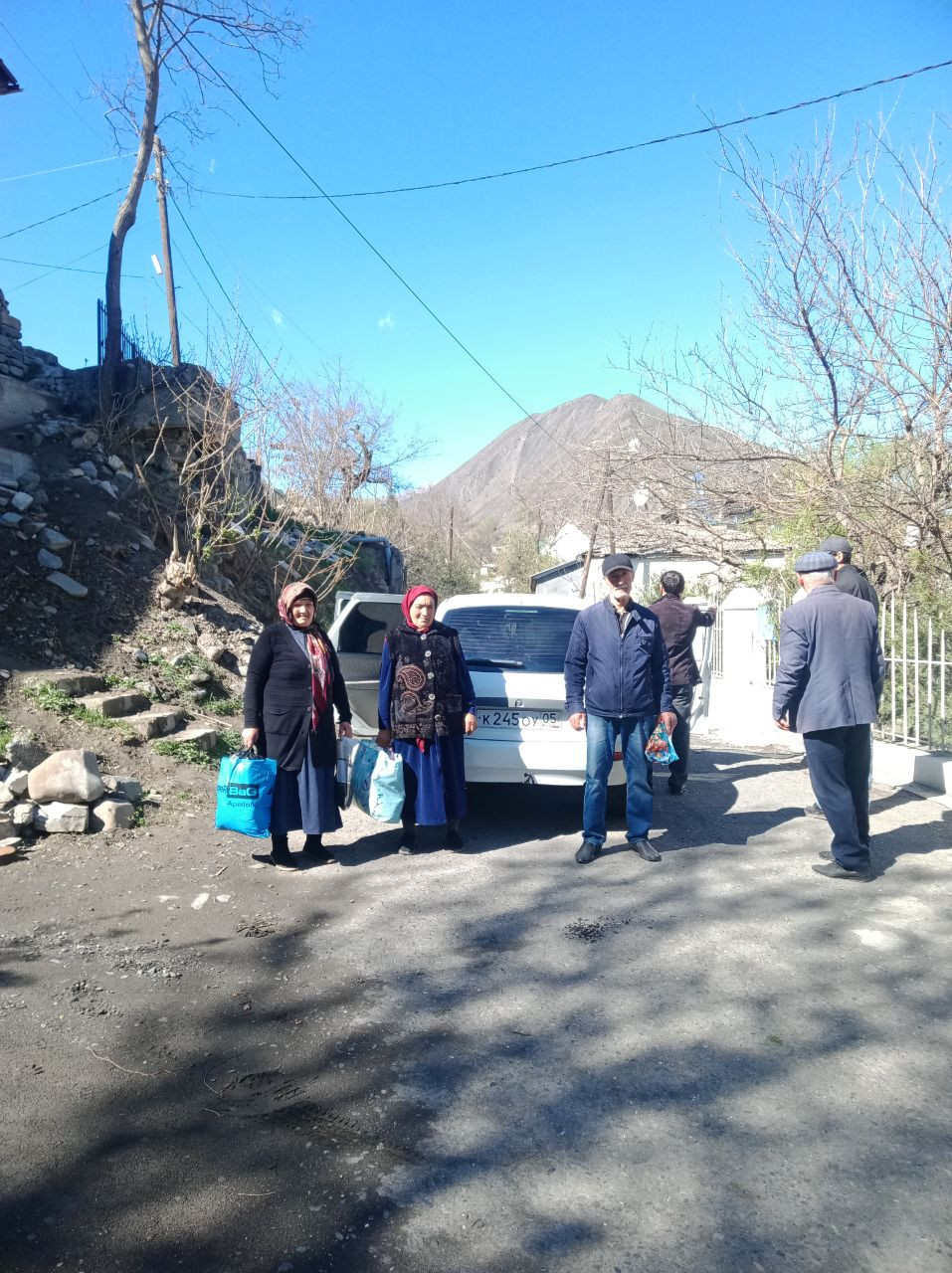 Поездка получателей социальных услуг в "Серные источники '.