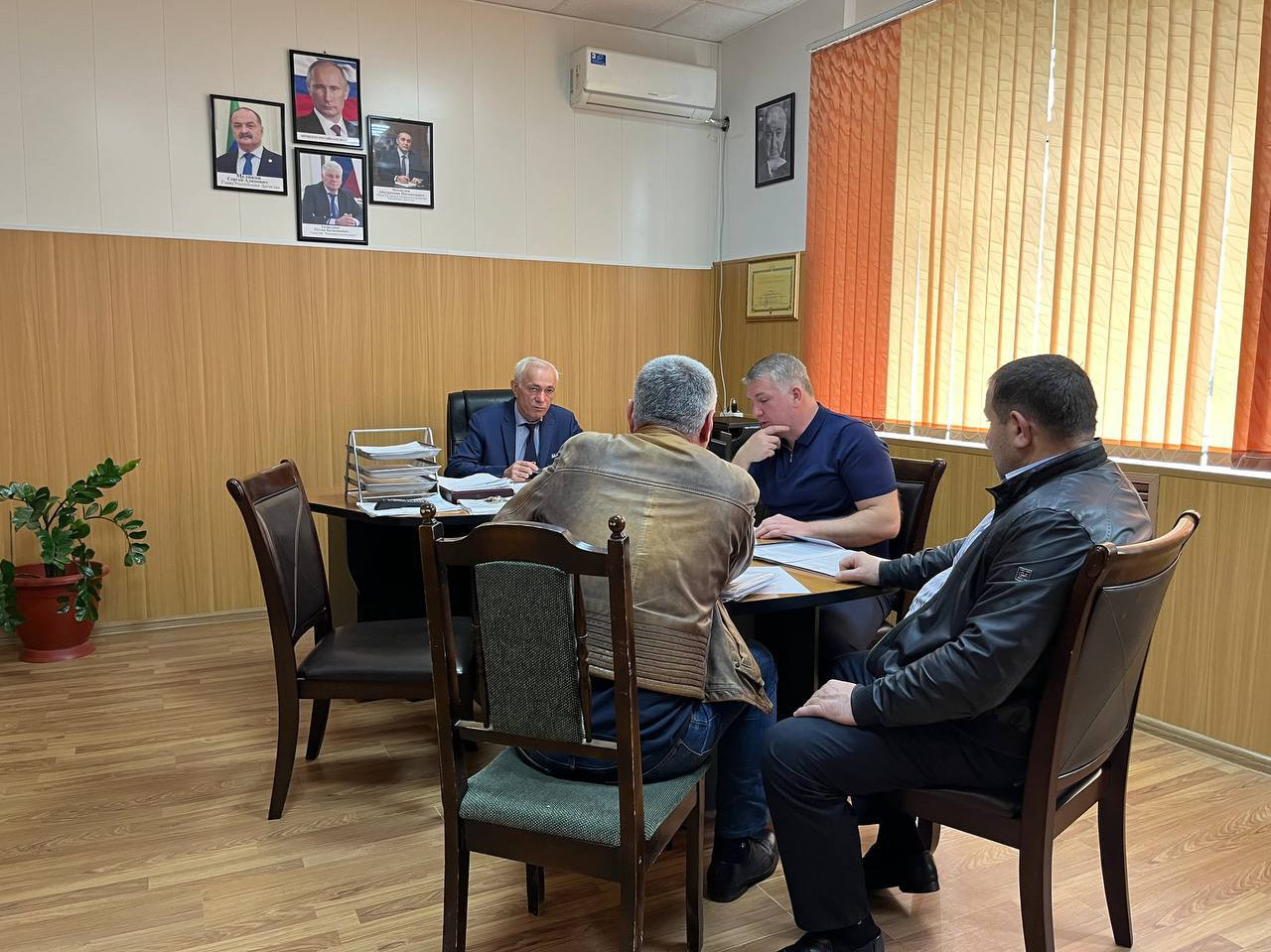 28.04.2023 года ГКУ РД УСЗН в МО «Кизилюртовский район» в рамках рабочей поездки посетил начальник отдела хозяйственного обеспечения Министерства труда и социального развития