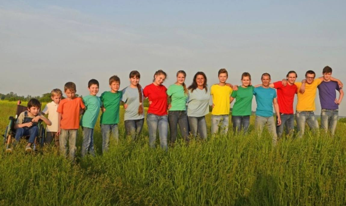 Проект «Многодетная Россия» приглашает НКО и семьи присоединиться к работе в 2023 году