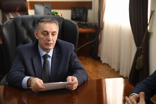 Накануне, под руководством заместителя Председателя Правительства РД Абдурахмана Махмудова в администрациях Кумторкалинского района и города Избербаш прошли совещания