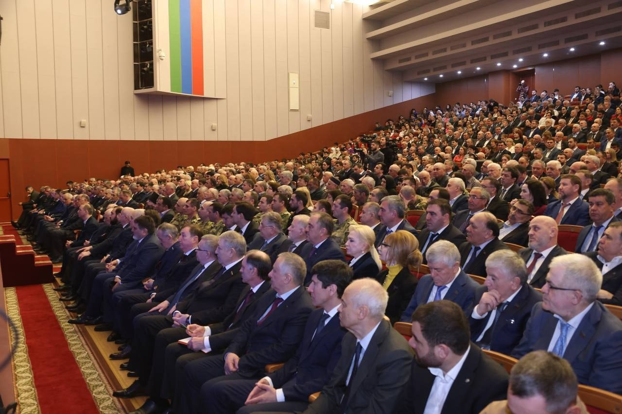 Нужно повысить качество работы государственного аппарата и органов власти