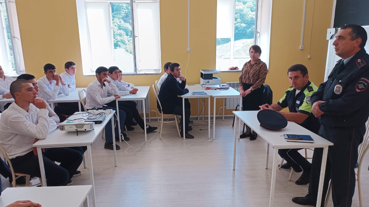 ГКУ РД ЦЗН В МО "Табасаранский район" провел мероприятия по профилактике правонарушений и преступлений среди подрастающего поколения в рамках месячника «Выпускник 2023»
