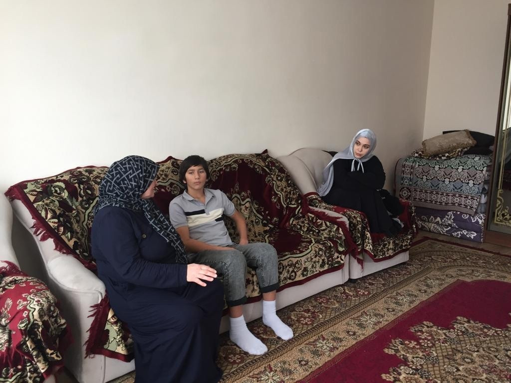 Психолог Центра посетила семью несовершеннолетних депортированных из зон боевых действий в АСР.