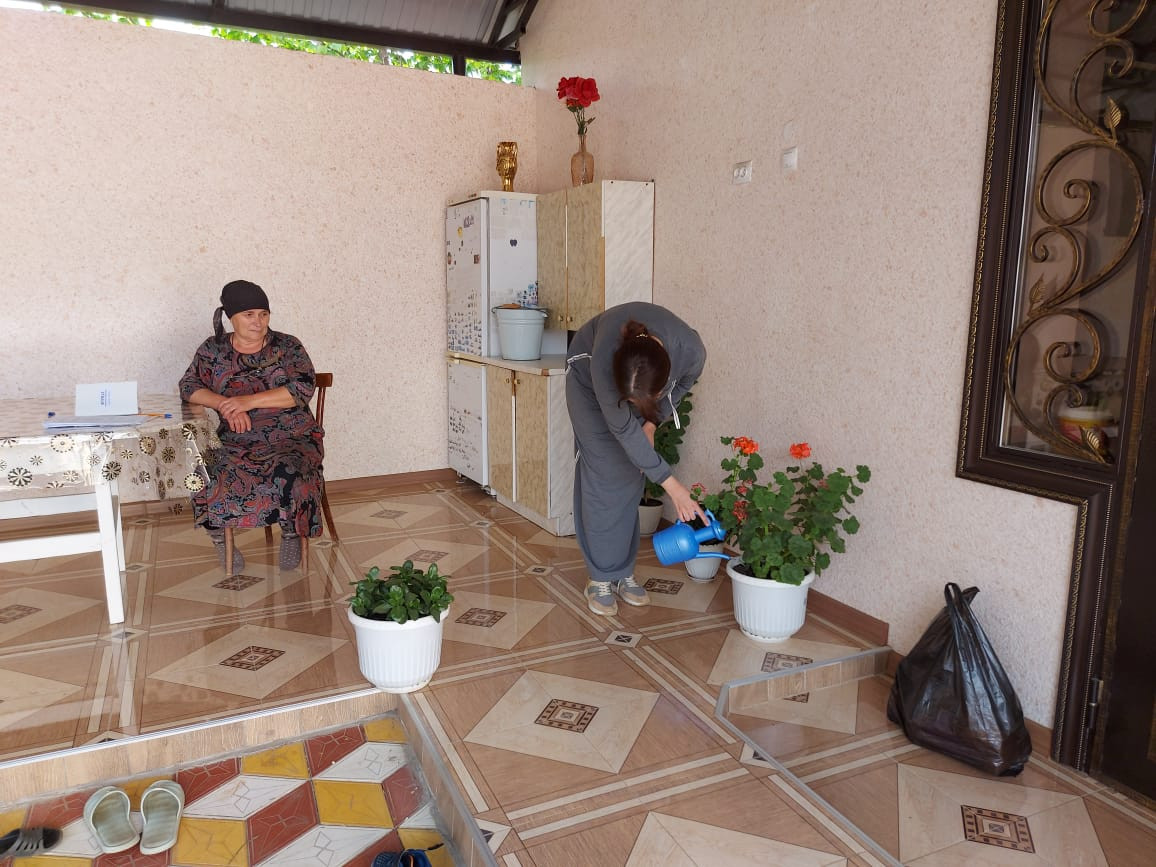 СОЦИАЛЬНЫЕ РАБОТНИКИ ПОСЕТИЛИ ПОДОПЕЧНЫХ ЦЕНТРА