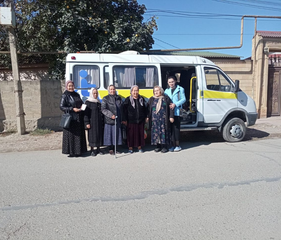 Доставка  граждан пожилого возраста и инвалидов в медучреждение для профилактических осмотров