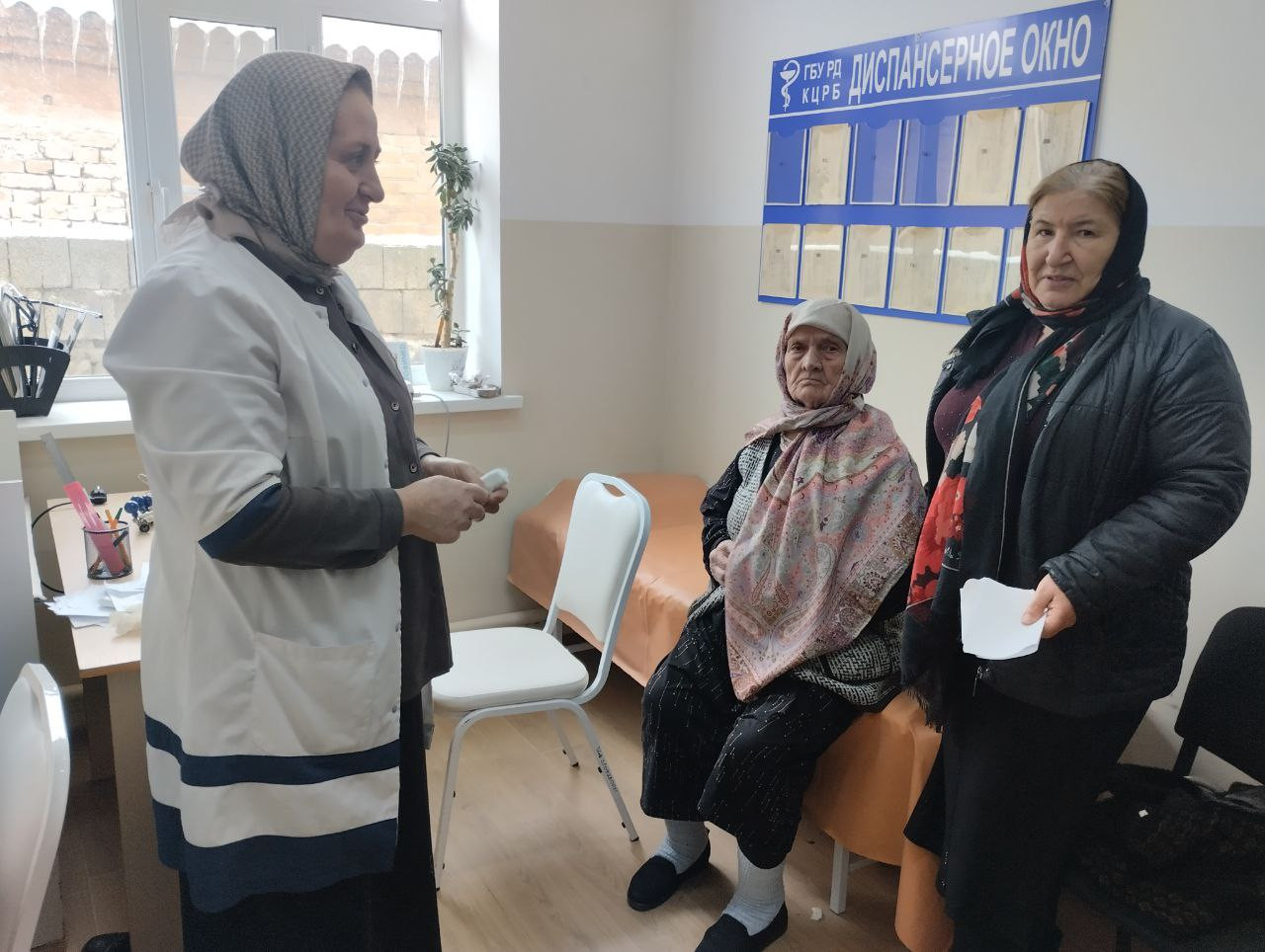 В рамках федерального проекта 'Старшее поколение' нацпроекта 'Демография' выезд мобильной бригады  селение Комсомольское