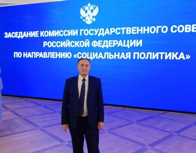 Вице-премьер Абдурахман Махмудов принял участие в работе комиссии Государственного Совета Российской Федерации