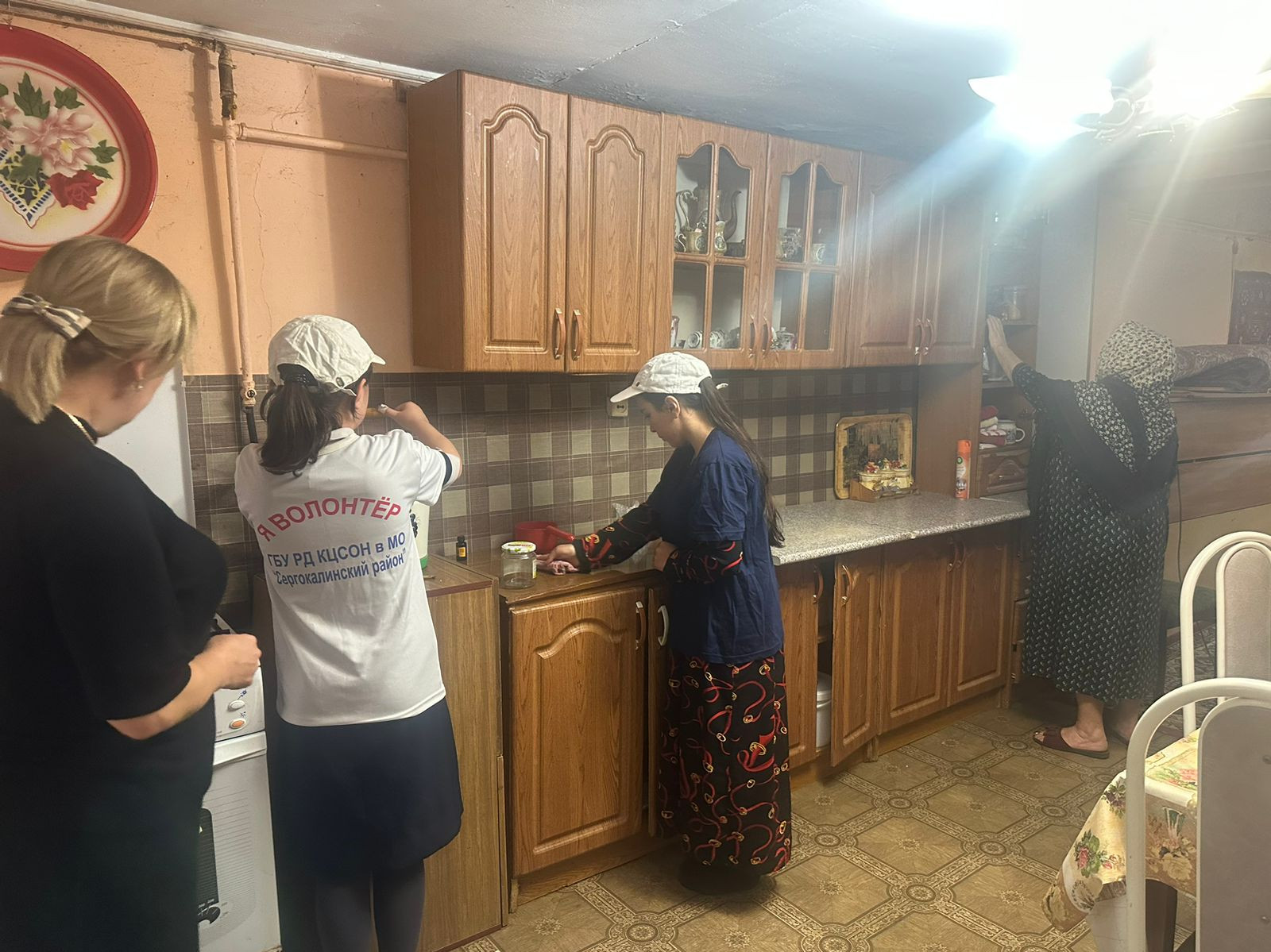 Волонтерская деятельность в комплексоном центе соцобслуживания Сергокалинского района в рамках акции "От сердца к сердцу" является важной и значимой инициативой, направленной на помощь нуждающимся и создание позитивных изменений в обществе.