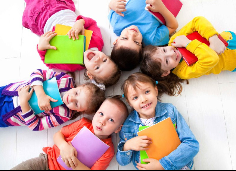 Выплаты Первоклассникам из малоимущих многодетных семьей