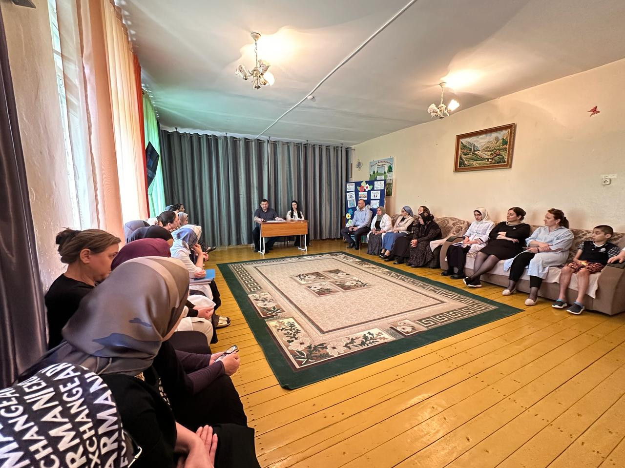 Работники  подведомственных учреждений Минтруда Дагестана в Кизилюрте и Кизилюртовском районе приняли участие в семинар-совещаниях по вопросам противодействия коррупции