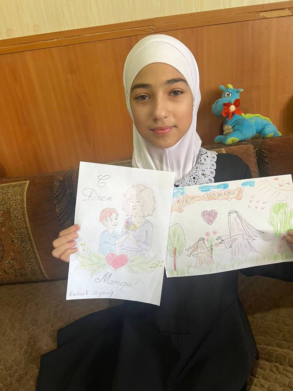 Отдел семьи совместно с юрисконсультом Рамазановым Мурадом организовали мероприятие, посвященное ко Дню матери.