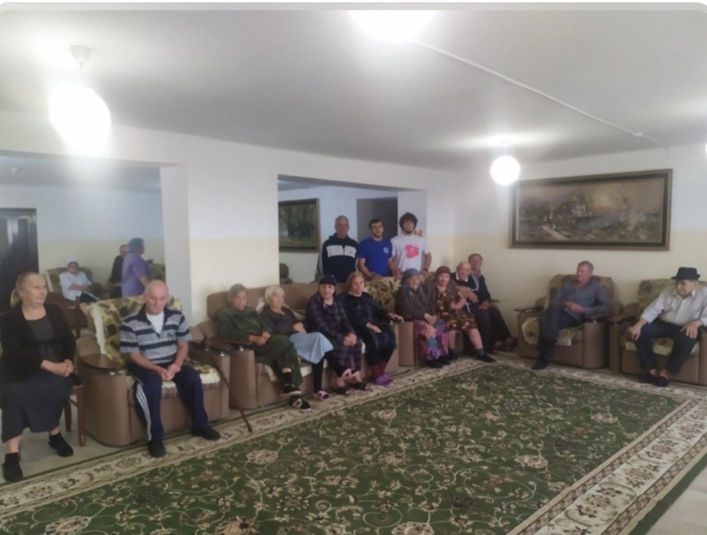 Беседа на тему «Здоровье суставов в надежных руках» провели проживающим дома - интерната "Ветеран"