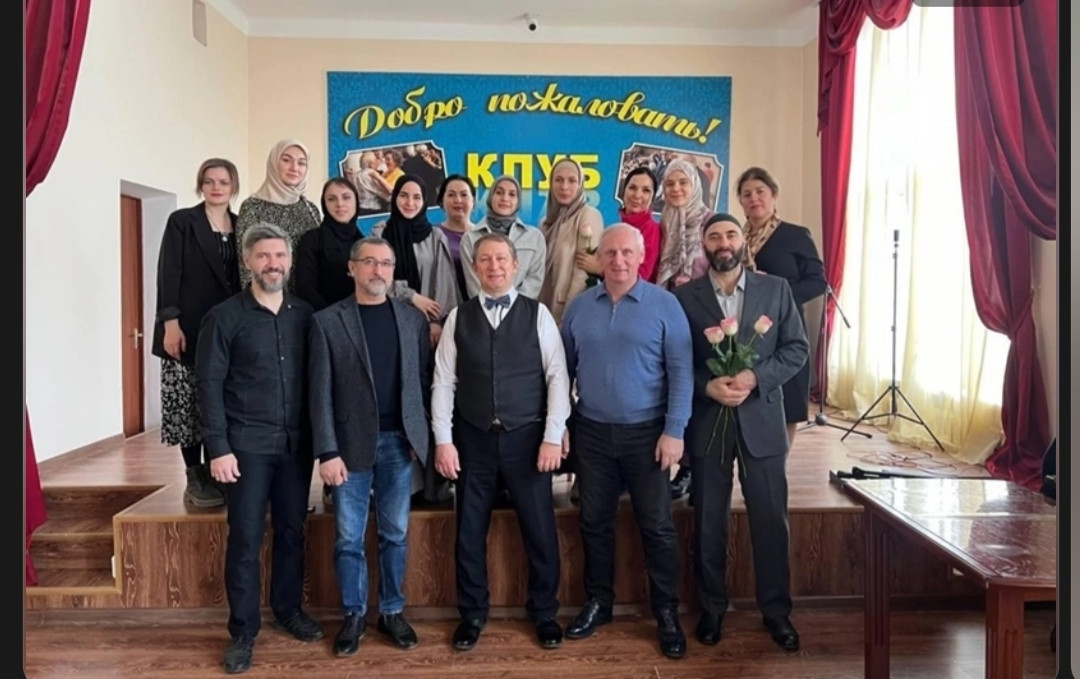 Группа "Бизнес -клуба "ТЕРРА" с концертной программой посетили дом - интернат "Ветеран"