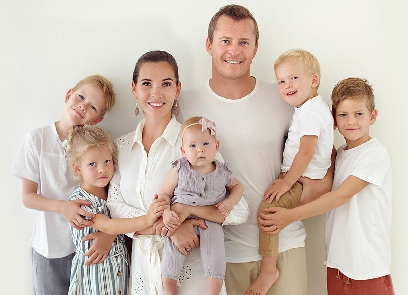 Компенсации части расходов на обучение детей по программам среднего профессионального образования.