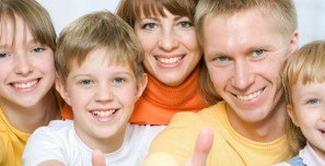 Минтруд РД напоминает многодетным семьям о компенсации части расходов на образование детей по программам на платной основе