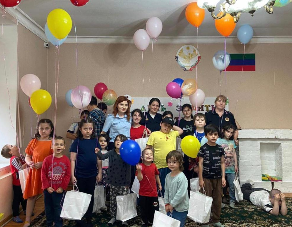 ГКУ РД СРЦН в  МО  " г Хасавюрт"  День защиты детей