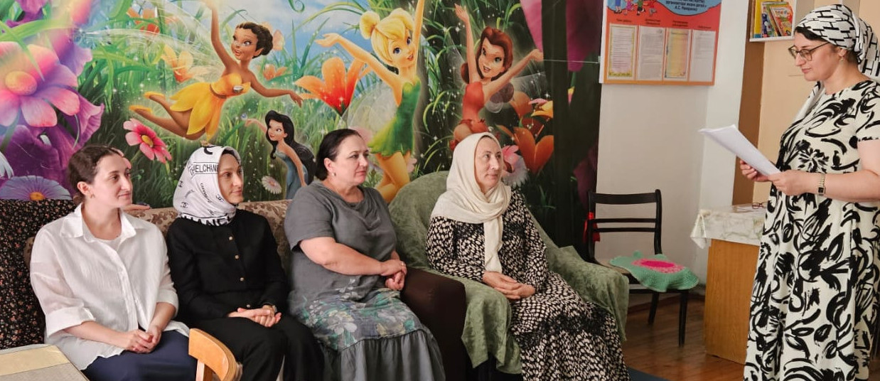 Гулишат Магомедова, логопед, прочитала лекцию на тему «Медико-генетическое консультирование и ранняя диагностика умственной отсталости».