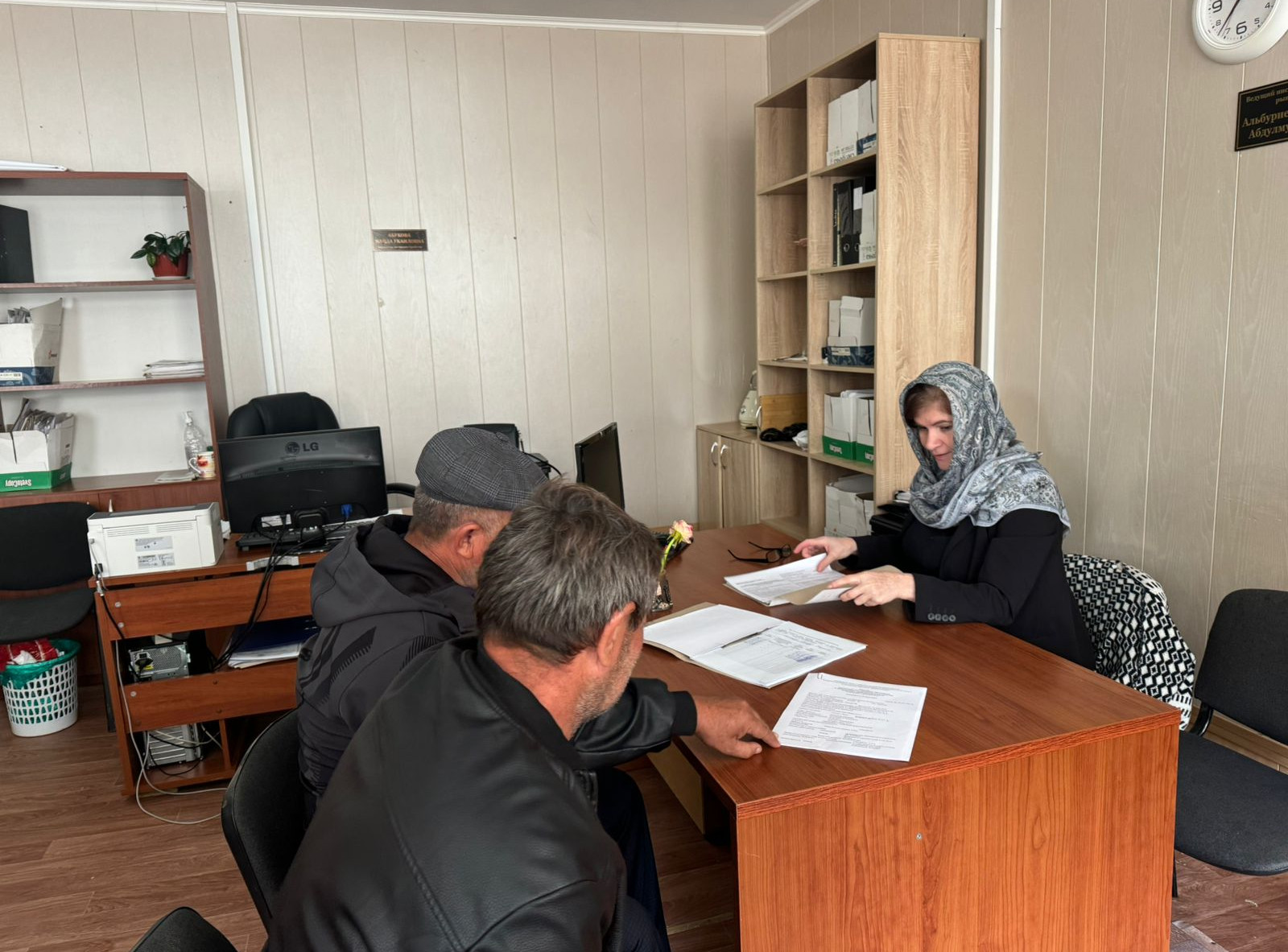 "ТРУДОУСТРОЙСТВО БЕЗРАБОТНЫХ ГРАЖДАН!"