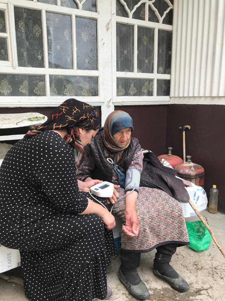 Оказание социально-медицинских услуг.