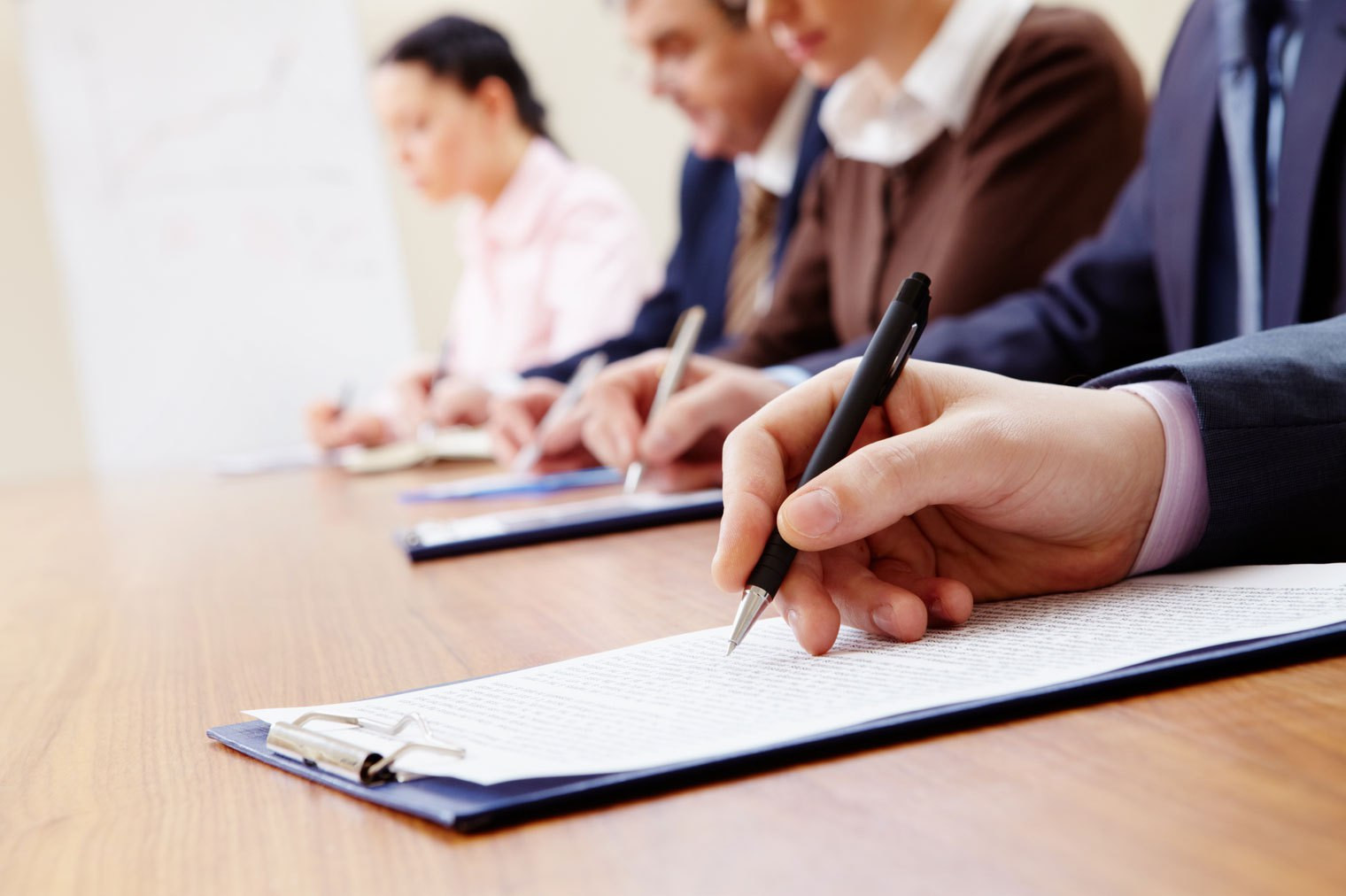 Протокол заседания конкурсной комиссии на предоставление субсидии работодателю на финансовое обеспечение затрат