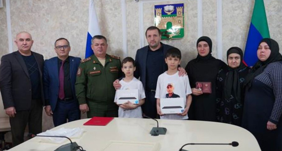 ГКУ РД СРЦН в МО "г Хасавюрт" СЕМЬЯ - это свято