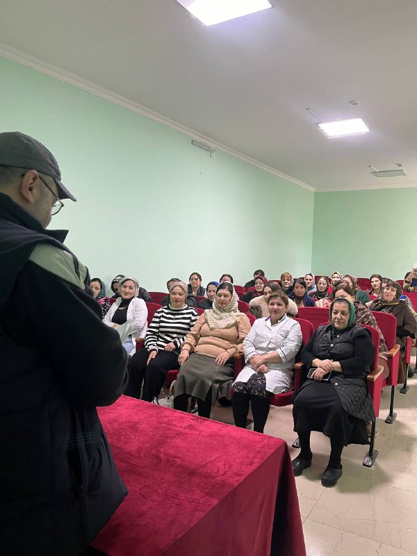 Ответственным за ПБ Сулеймановым Мурадали А. совместно с сотрудниками МЧС был проведен повторный инструктаж.