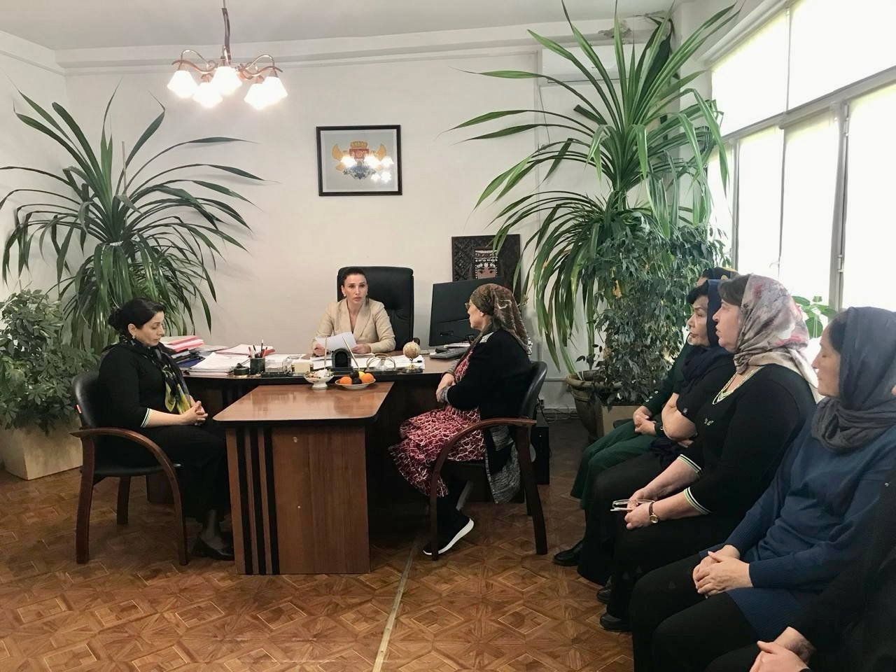 В связи с изменением тарифов на социальные услуги, проводятся разъяснительные собрания среди социальных работников Центра социального обслуживания г. Махачкала.