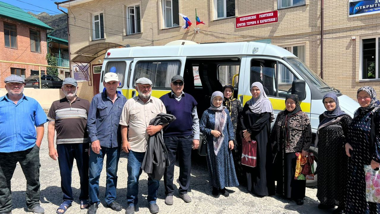Подопечные центра соцобслуживания в Цумадинском районе получили медицинские услуги в рамках Нацпроекта «Демография»