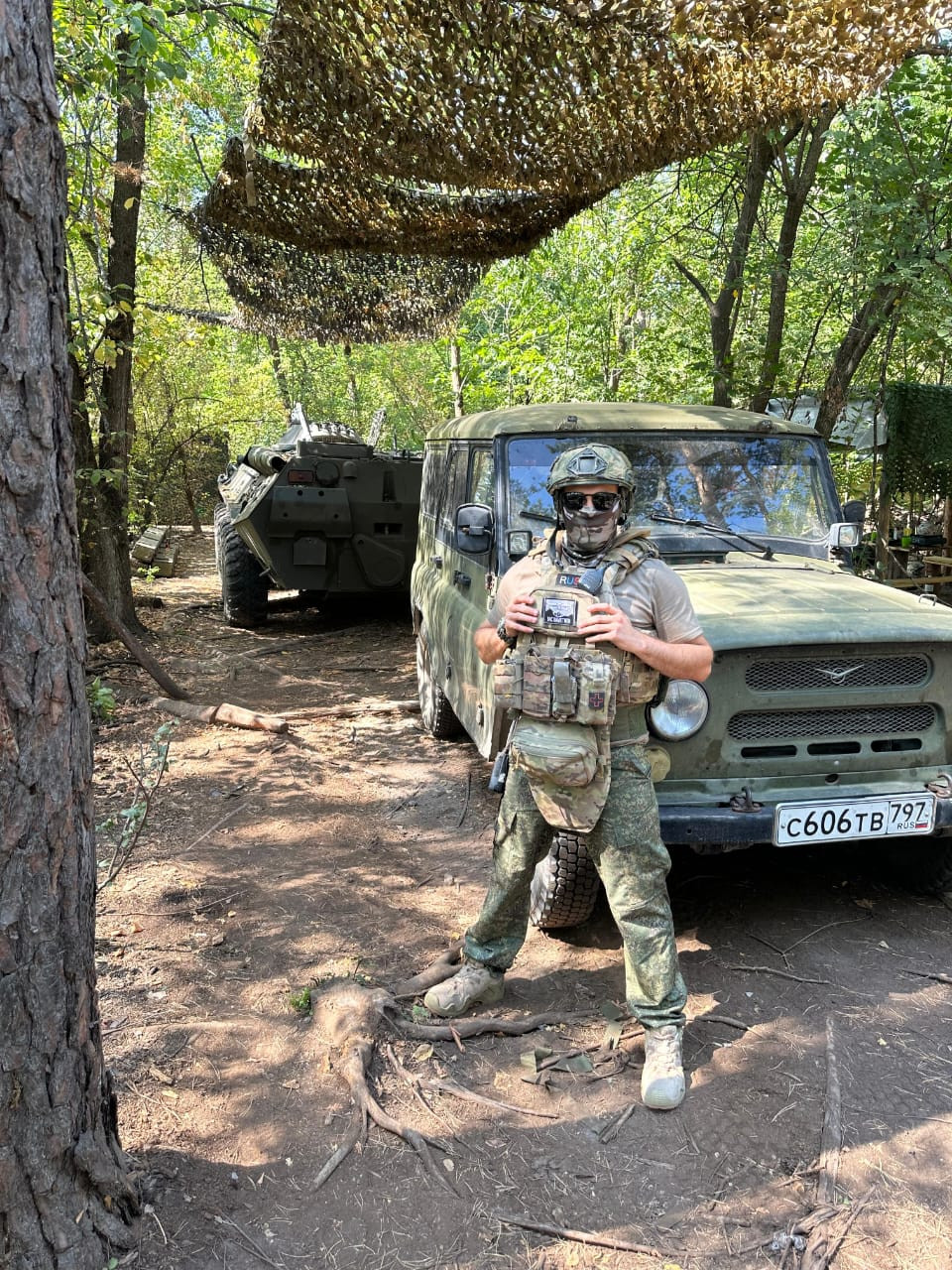 Житель селения Рутул Рутульского района Республики Дагестан, Спартак Гасанафендиевич подарил  автомобиль марки УАЗ.