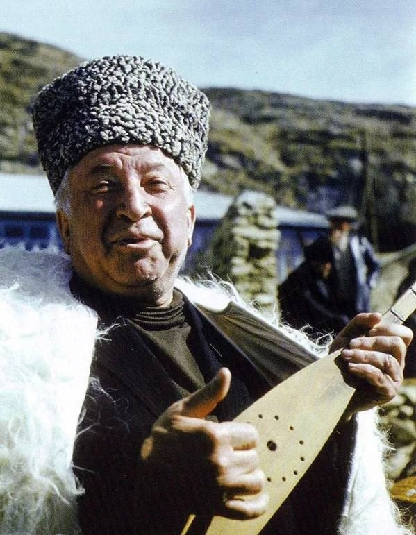 В честь векового юбилея народного поэта республики 8,9,10 сентября в столице пройдёт Фестиваль художественного творчества «Наш Расул»