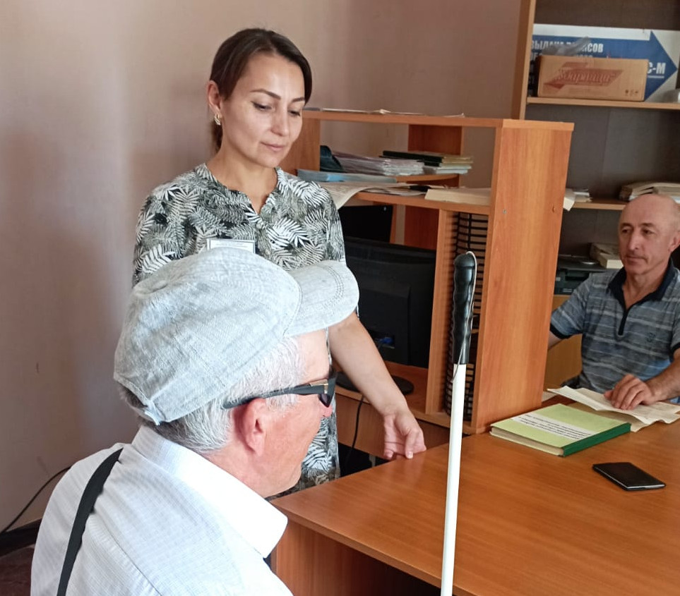 Очередной внеплановый выезд специалистов Комплексного центра социального обслуживания.