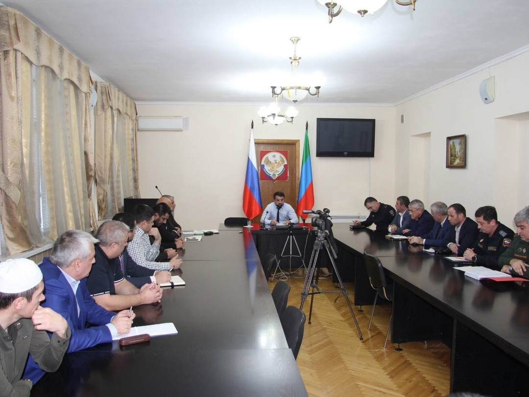 Заседание призывной комиссии города и рабочей группы по привлечению граждан на военную службу по контракту