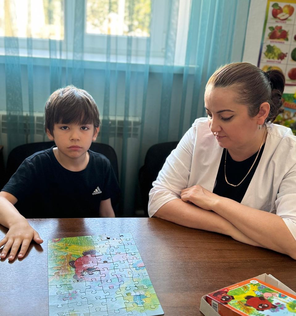 Мозаика для детей — это не только интересная игрушка, но и эффективный инструмент для раннего развития малыша.