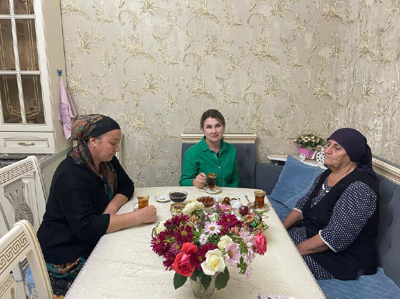 Социальные работники 2-го отделения граждан пожилого возраста и инвалидов на дому провели мероприятия: «Мои года-мое богатство» со своими получателями социальных услуг ко Дню пожилых людей .