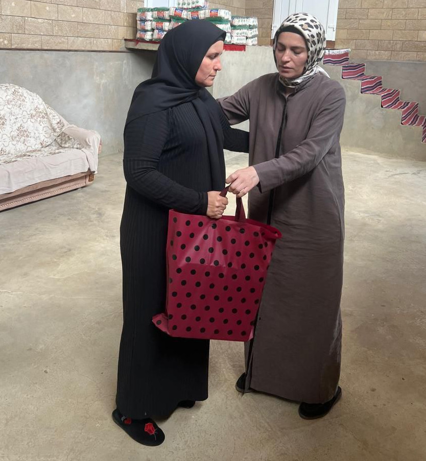 Посетили вдов ветеранов в канун Дня Победы