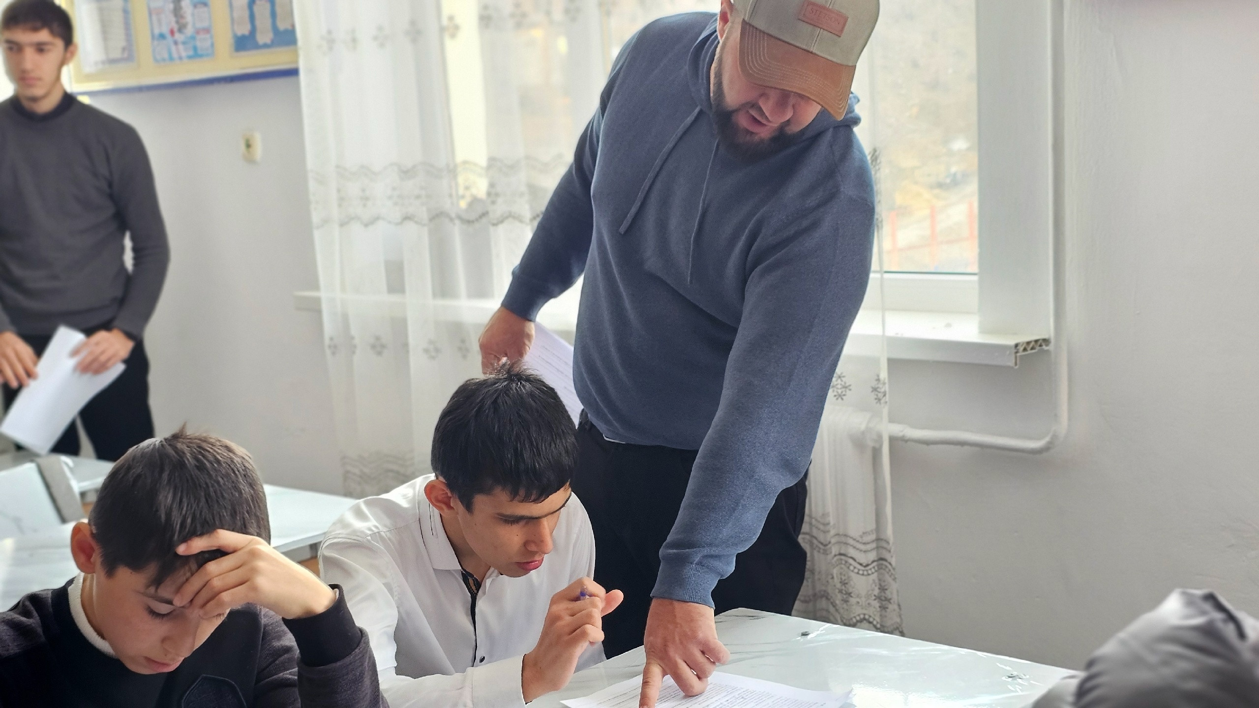 Выезд в села месячник профессиональной ориентации учащихся выпускных классов