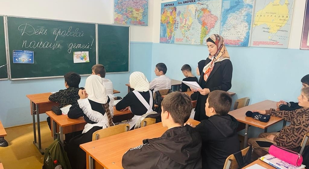 Проведение правового часа в Кироваульской СОШ