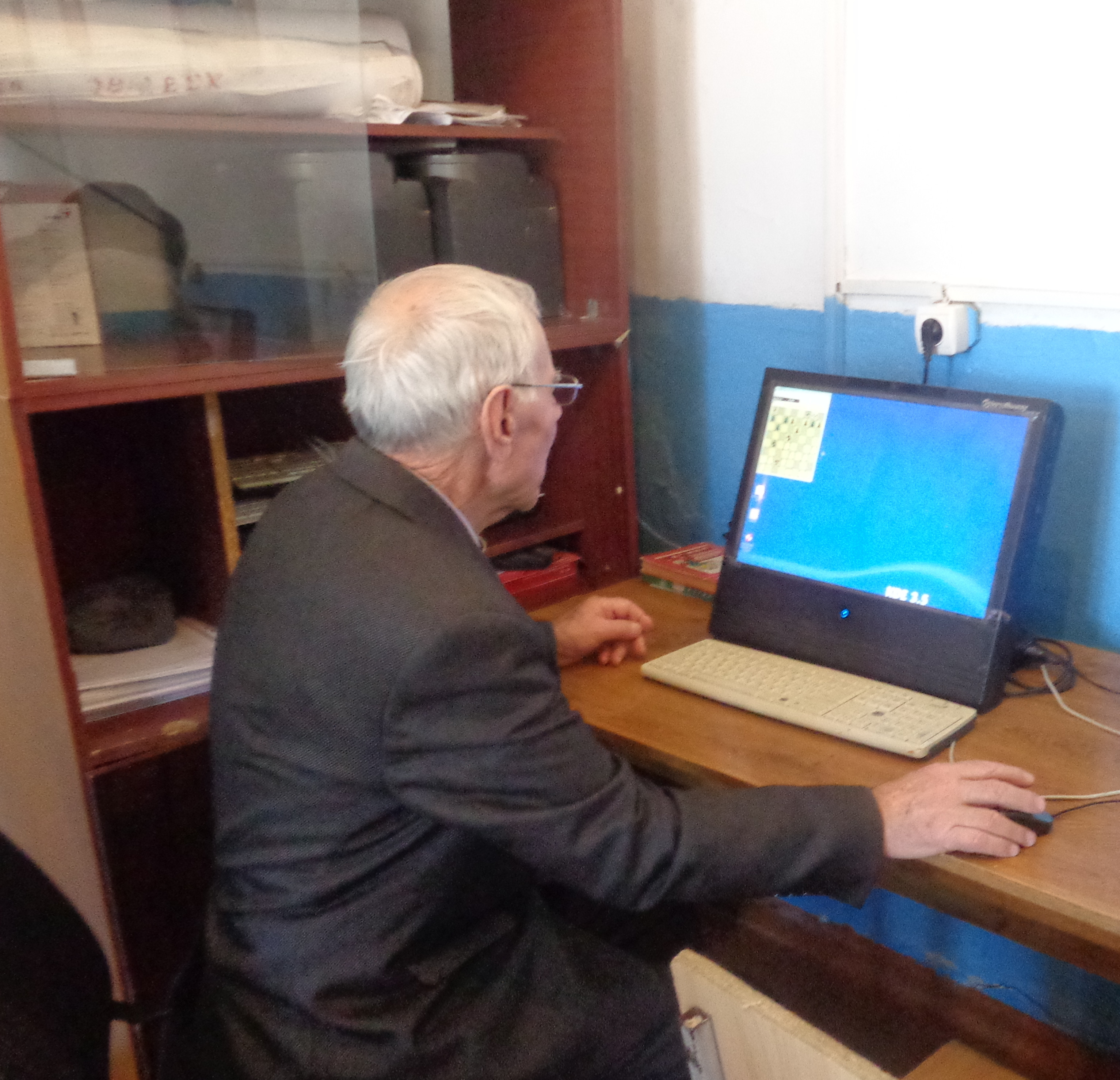 Информационная грамотность пожилых людей