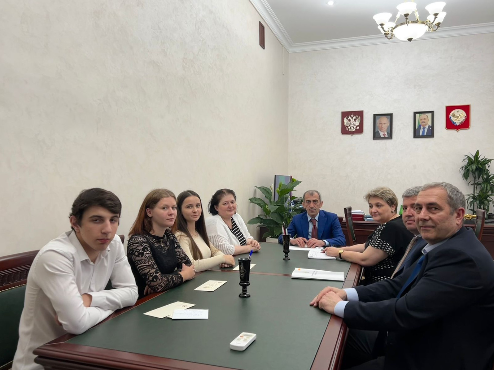 Выпускники Реабилитационного центра г. Махачкалы встретились с первым заместителем председателя Правительства РД Русланом Алиевым