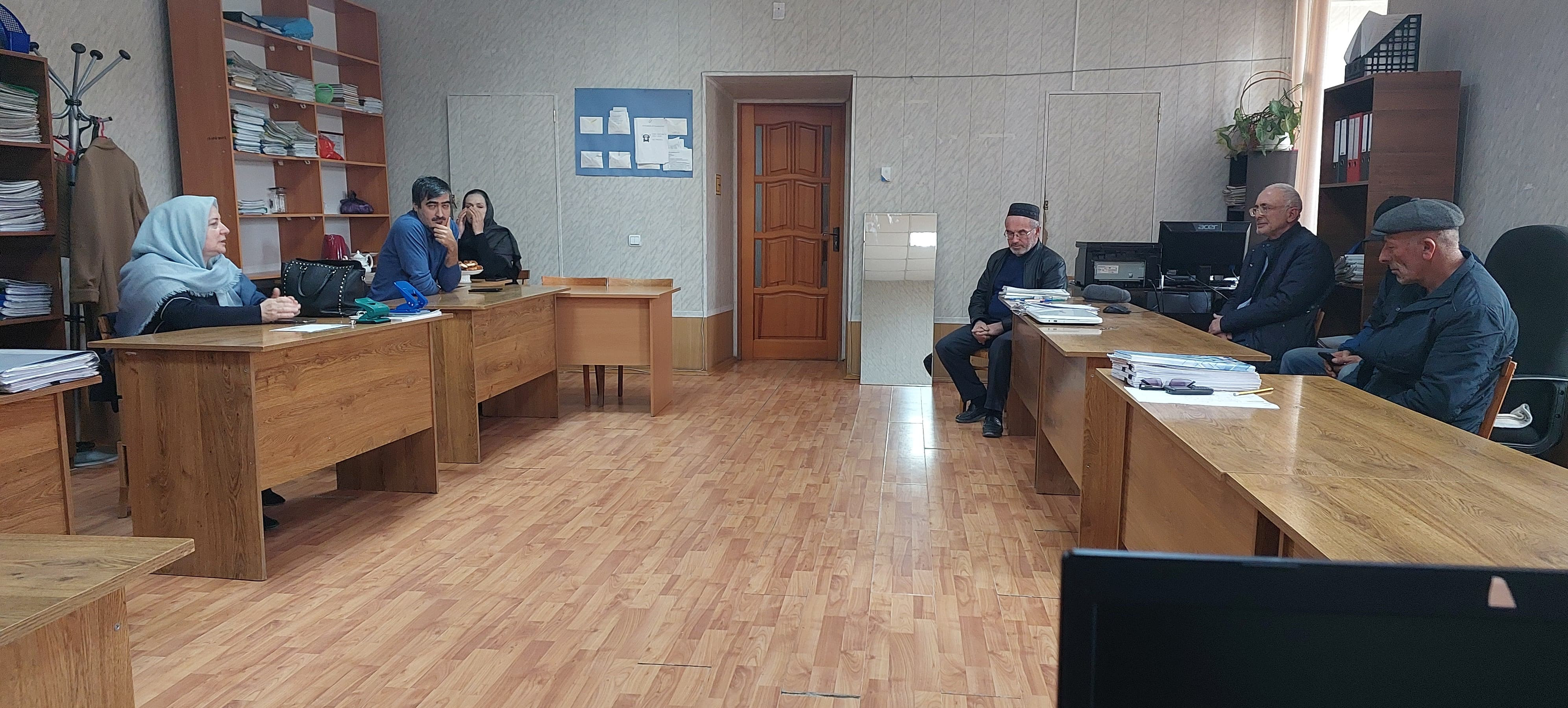 В Центре Социального Обслуживания населения прошел круглый стол посвященный месяцу Белой Трости,объявленному в Левашинском районе.