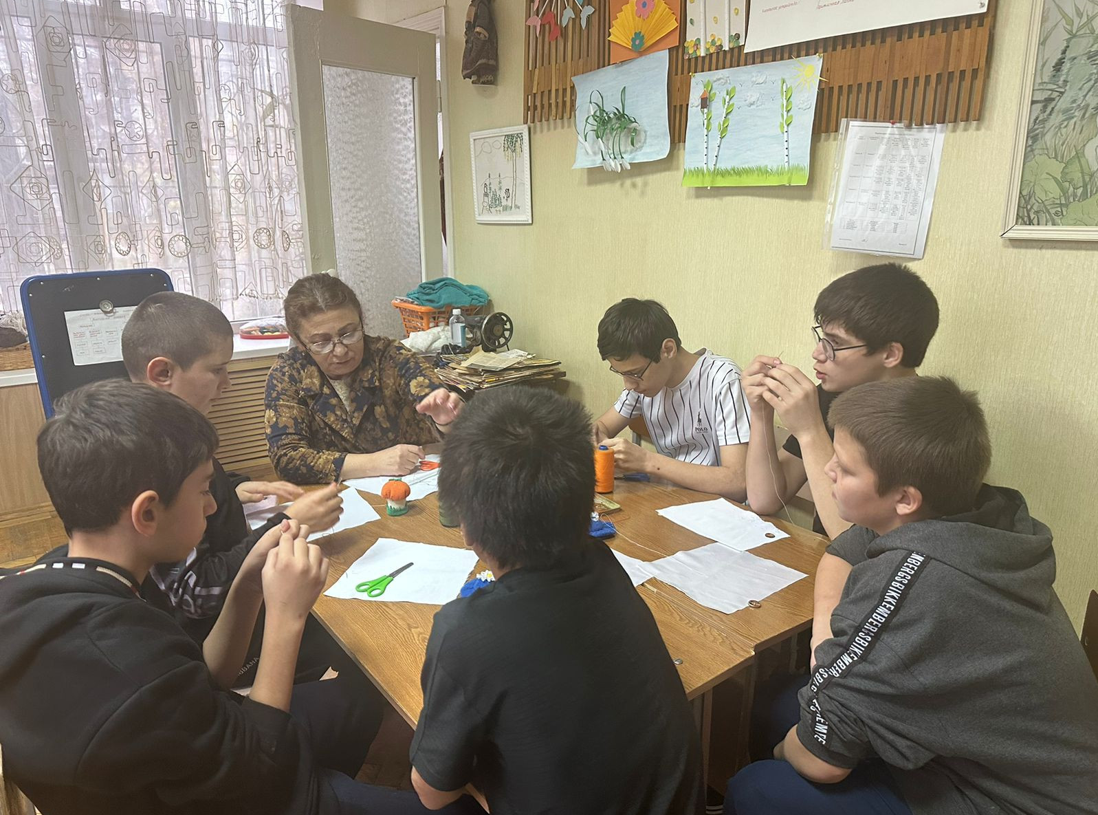 Занятие  по труду прошло в Центре