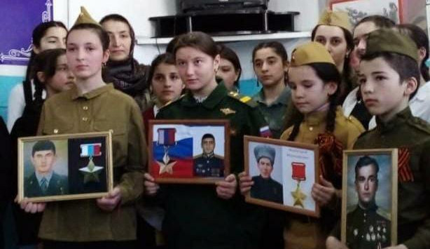 Кулинский Центр занятости с педагогами общеобразовательной школы имени Гаруна Саидова провел военно-профориентационное мероприятие «Военная профессия – достойный выбор!»