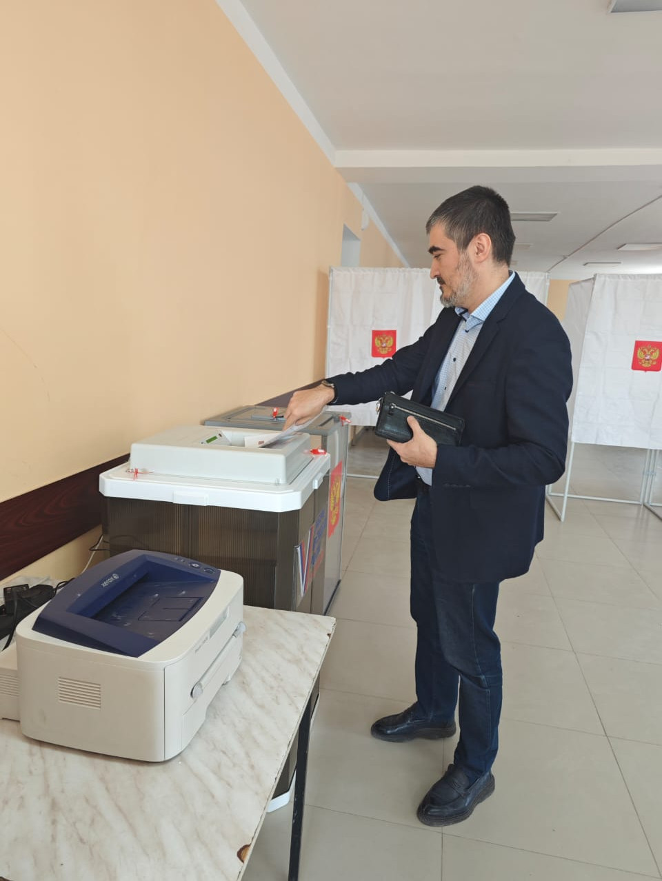 ???Сегодня,15 марта 2024г. с 8 часов утра стартовали трехдневные выборы Президента Российской Федерации. ?Активное участие в выборах принимает коллектив ГБУ РД КЦСОН в МО «Левашинский район»